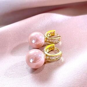 Elegant Pink hoop Earrings